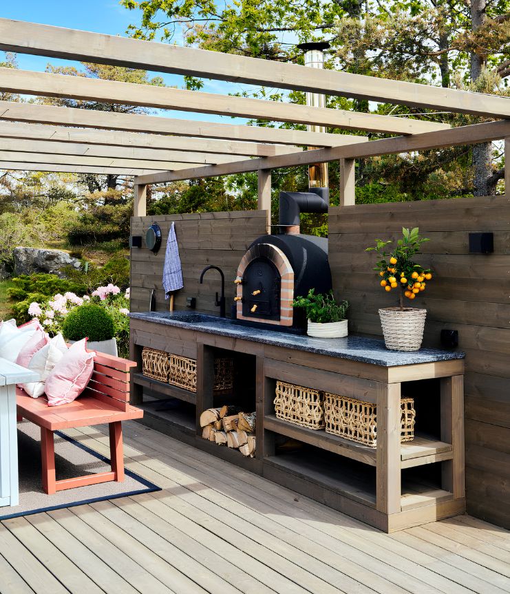 Outdoor kitchen at Eden Valley